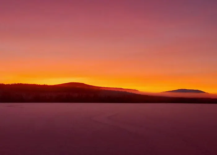 Aurora Hut וילה סאלה